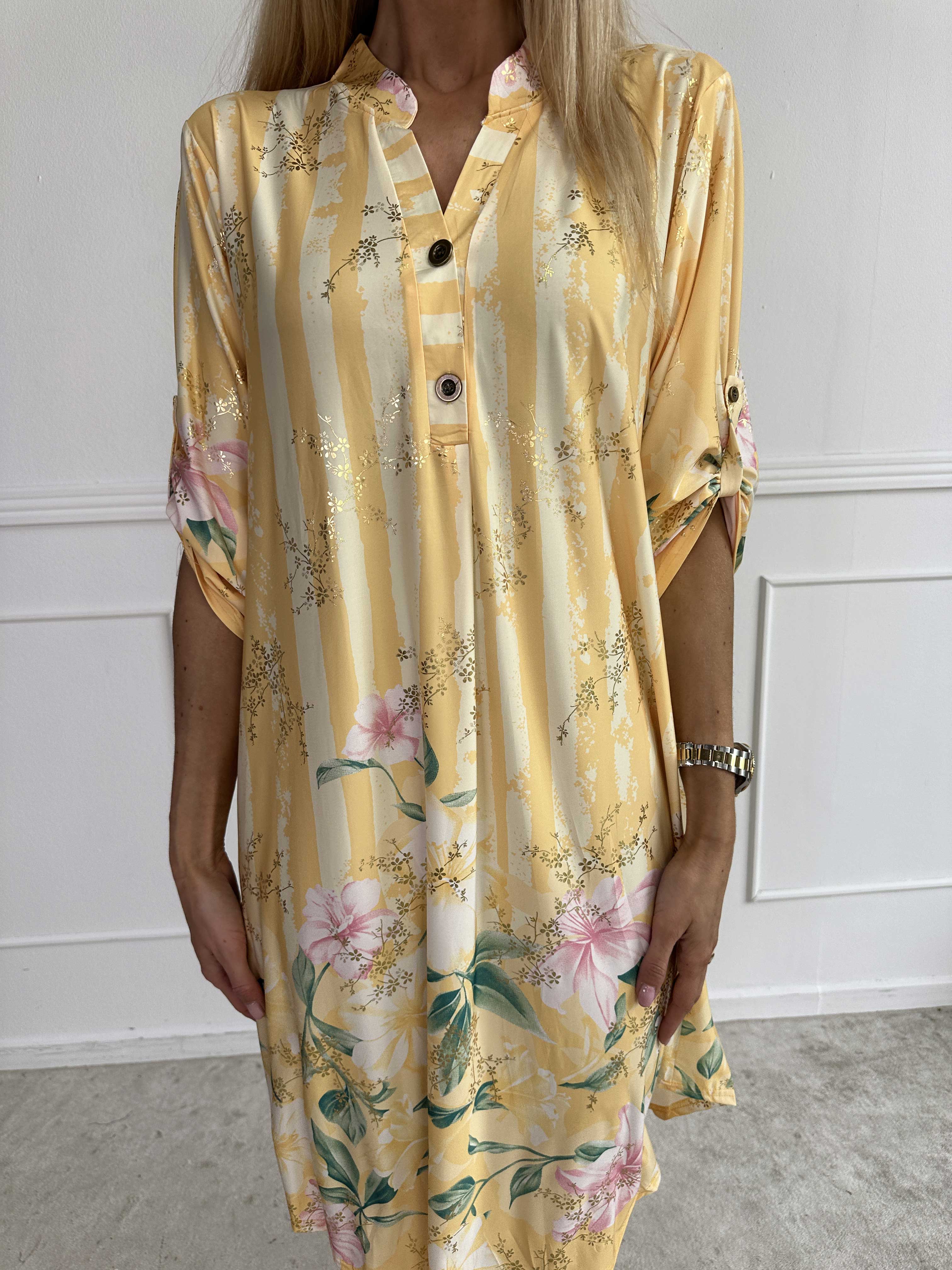 Ebba Floral Stripe Long - Elastisk blomstret kjole med guld detaljer